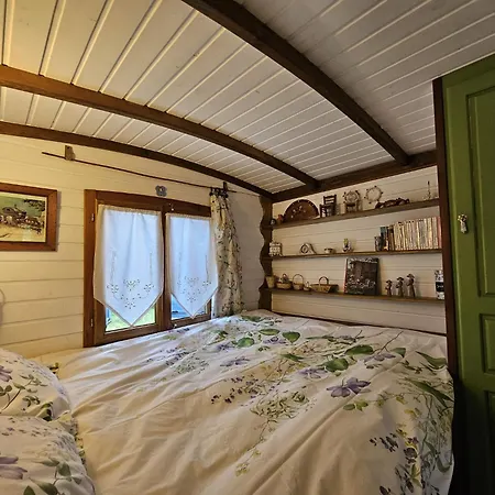 Roulotte Fleur Des Champs Vakantiehuis Sigalens