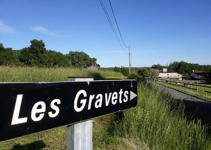 Roulotte Fleur Des Champs Hébergement de vacances Sigalens